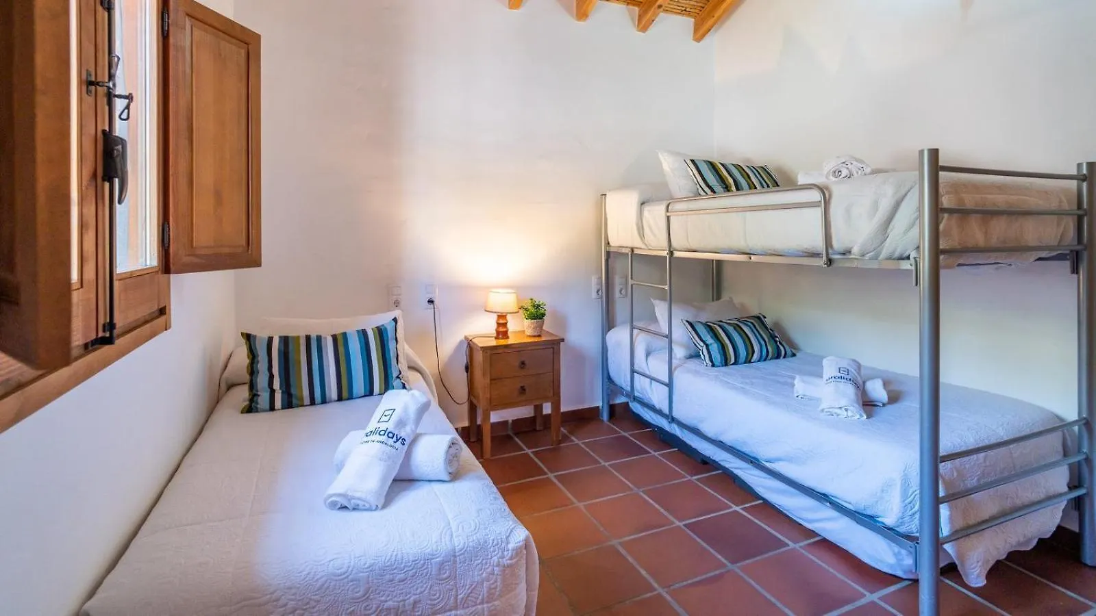 Villa Piedra De Luna Algodonales By Ruralidays 0*,